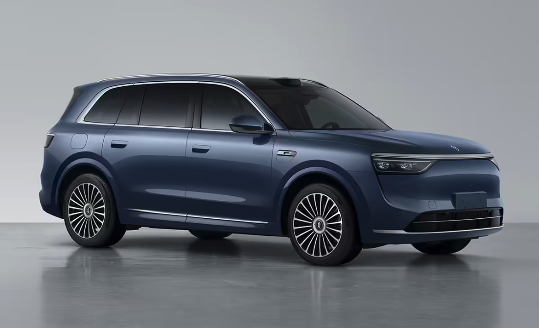 鸿蒙智行再添新将！2026款问界M8插混增程版申报 有望北京车展发布